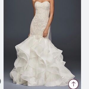 Wedding dress wore 4 hrs